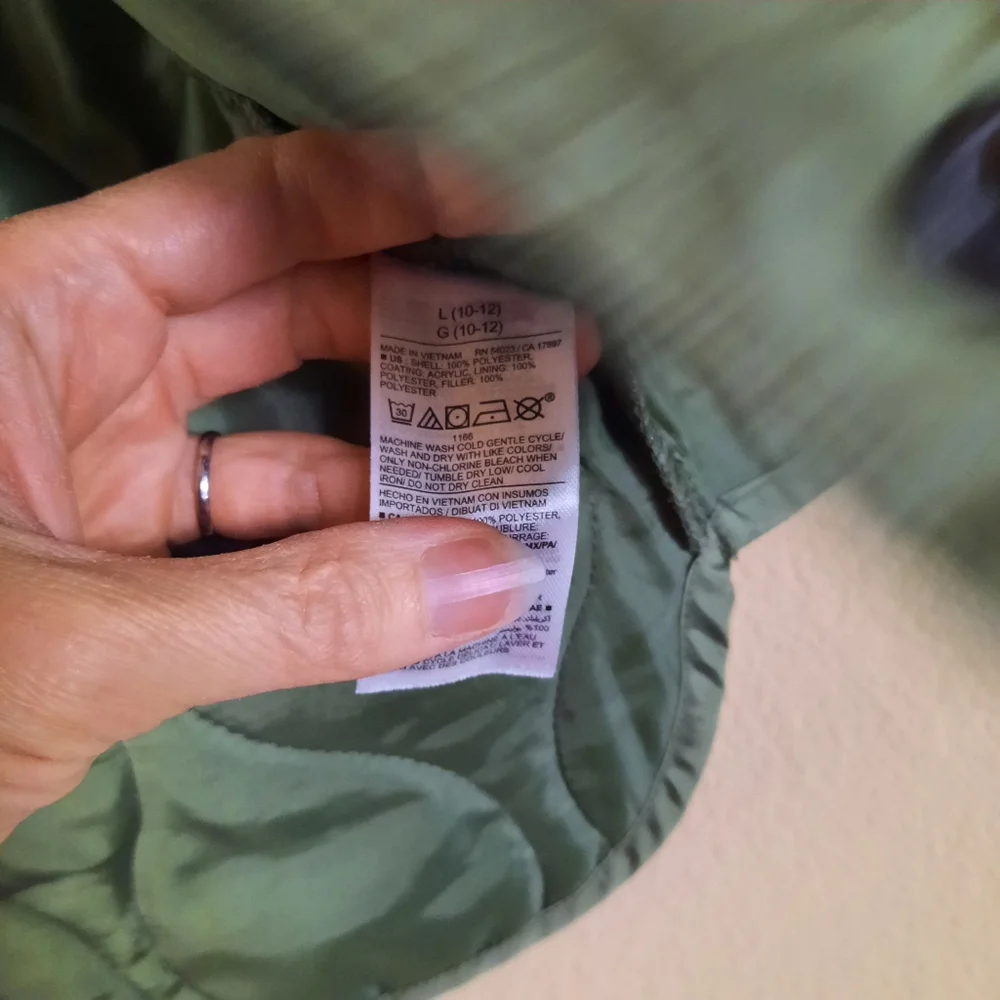 Lightweight Water Resistant Army Green Quilted Puffer Jacket Olive